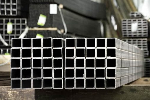  Thép hộp mạ kẽm Hòa Phát 12x12x1.0 mm