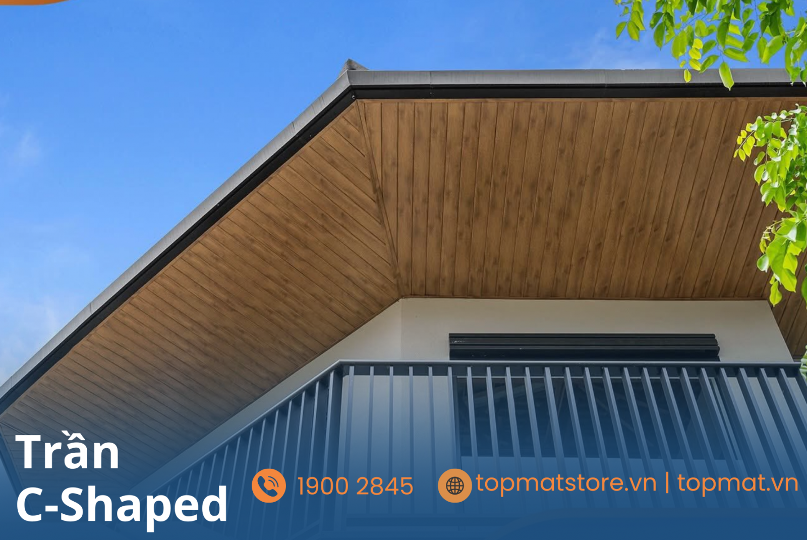 Trần nhôm vân gỗ C-Shaped mái hiên nhà phố hiện đại